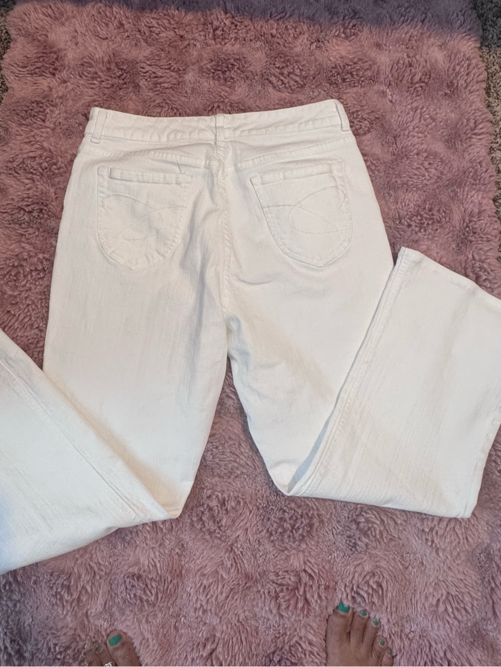 Chico's White Straight-Leg Jeans - Back Pocket Detail